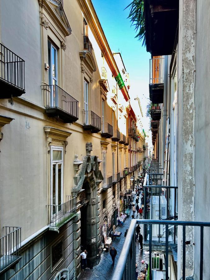 Апартаменты Le Scalette A Santa Chiara Неаполь Экстерьер фото