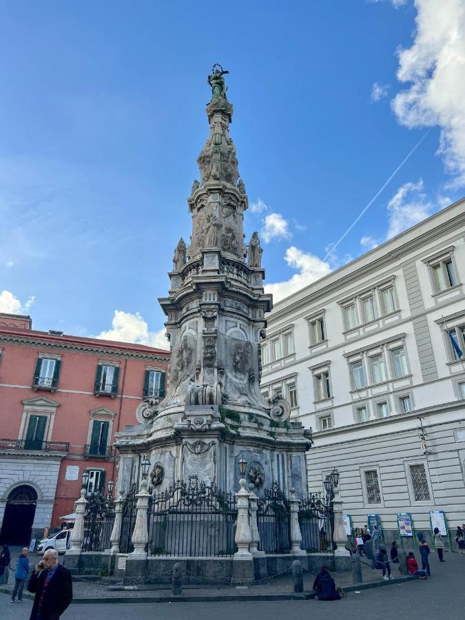 Апартаменты Le Scalette A Santa Chiara Неаполь Экстерьер фото