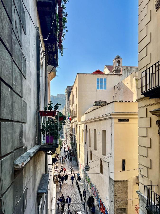Апартаменты Le Scalette A Santa Chiara Неаполь Экстерьер фото